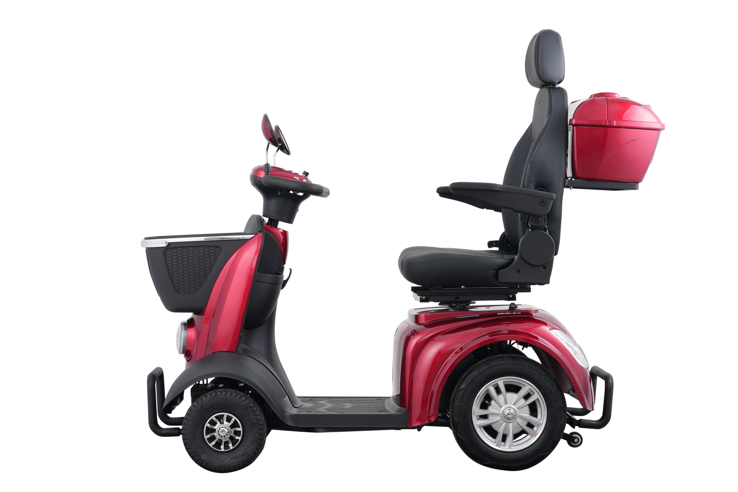 Side view of the Avantis Traveller mobility scooter showing high ground clearance and robust frame.